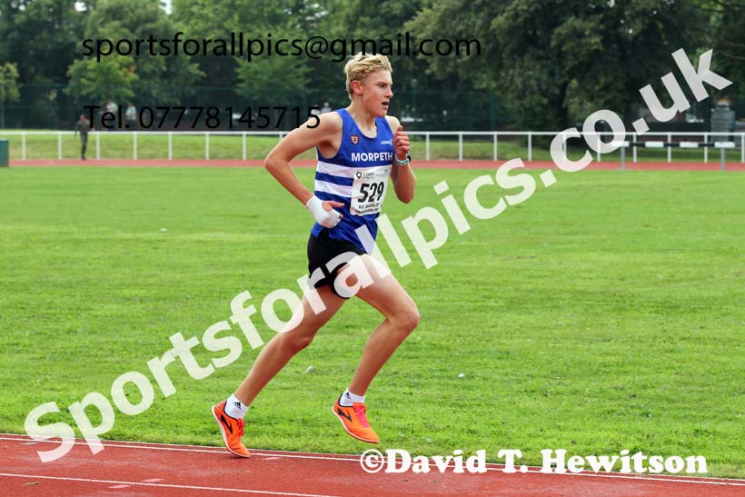 Mens and Boys 3000 metres, 2021 North Eastern Track and Field Champs., Middesbrough. Photo: David T. Hewitson/Sports for All Pics